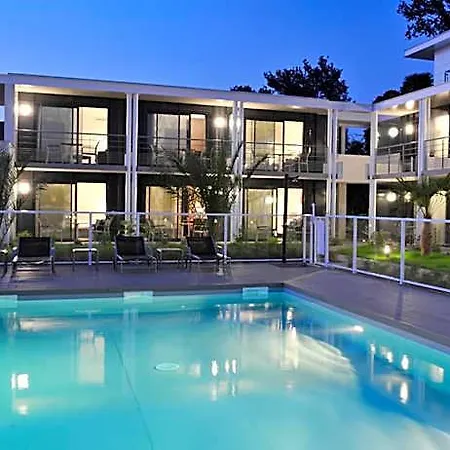 Eden Park Pau Est, Avec Piscine