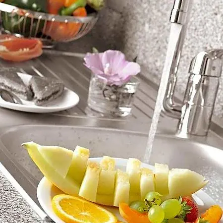 酒店 Eden Park Pau Est, Avec Piscine 3*
