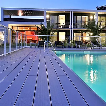 酒店 Eden Park Pau Est, Avec Piscine